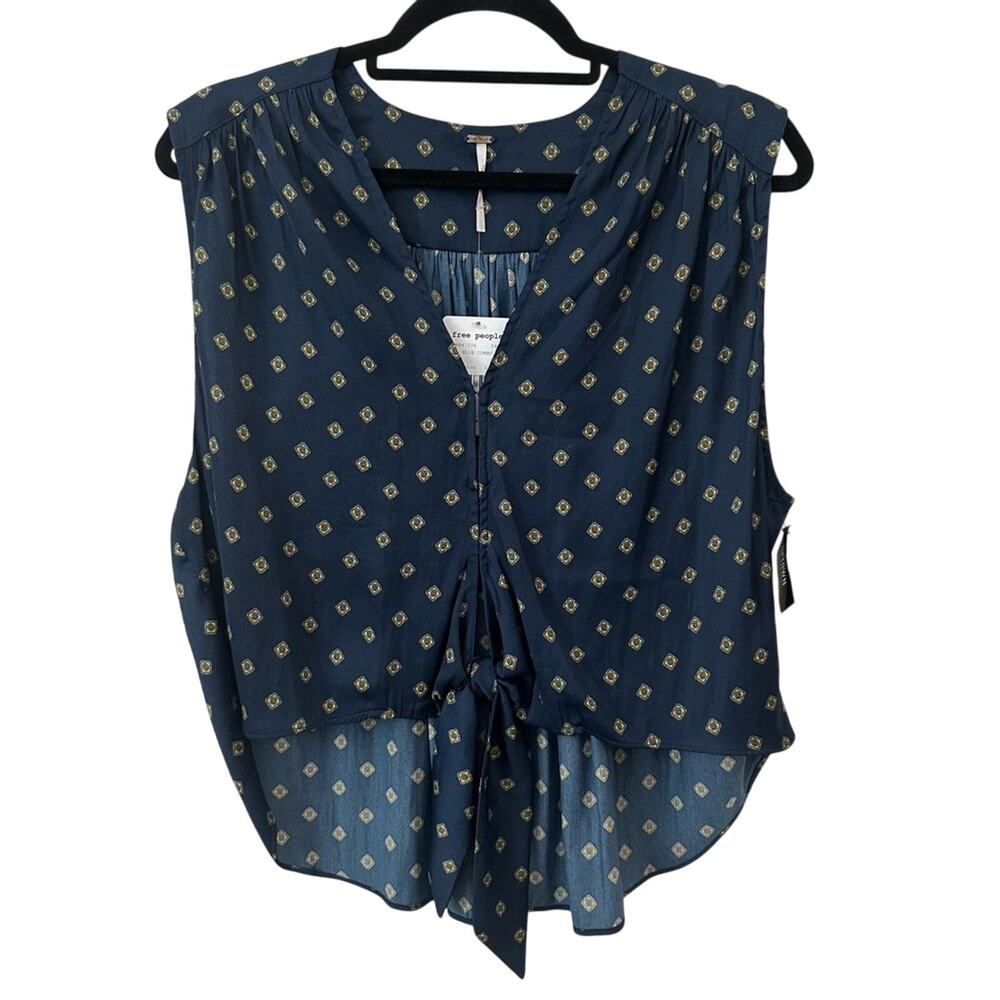 Free People Menswear Inspired Blouse with Tie Front XS ($68)